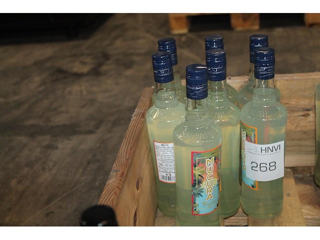 Zeven flessen mucura mojito. - afbeelding 1 van  2