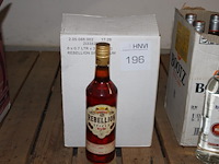 Zeven flessen rum rebellion.