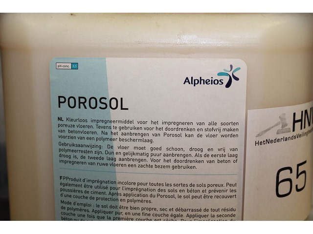 Zeven jerrycans a 5l impregneermiddel porosol. - afbeelding 3 van  4