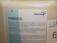 Zeven jerrycans a 5l impregneermiddel porosol. - afbeelding 3 van  4
