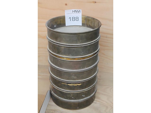 Zeven koperen controle zeven met doorsnede 21 cm. - afbeelding 2 van  4