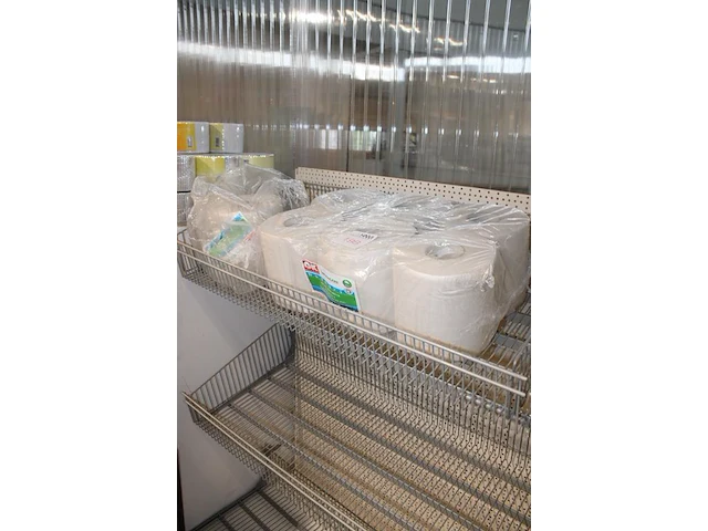 Zeven rollen poetspapier ok hygiene - afbeelding 2 van  2