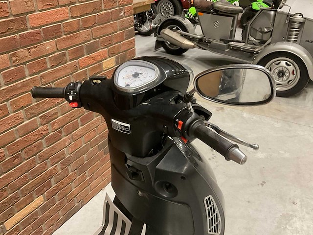 Zhen zn50qt-f scooter - afbeelding 7 van  11