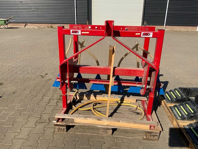 Zibo driepuntsadapter met 6 sproeikoppen - afbeelding 5 van  10