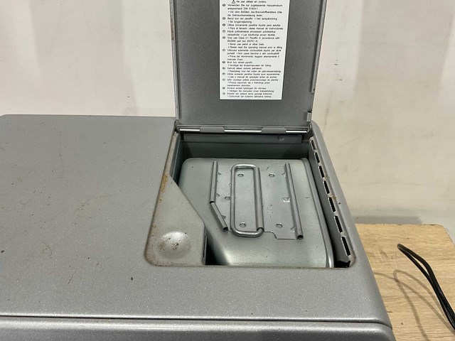 Zibro - lc30t - petroleumkachel 300w - afbeelding 5 van  9