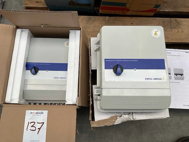 Ziehl-abegg r-dt2ktg 5-traps schakelkast (2x) - afbeelding 1 van  4