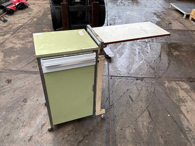 Ziekenhuisnachtkast - afbeelding 1 van  5