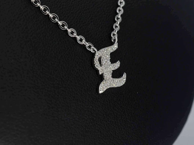 Zilveren collier letter e - afbeelding 3 van  8