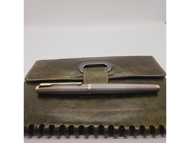 Zilveren parker 75 cicele vulpen met 14kt gouden nib - afbeelding 5 van  9