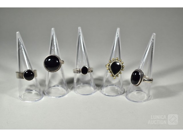 Zilveren ringen - afbeelding 1 van  8