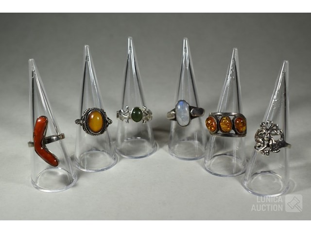 Zilveren ringen - afbeelding 1 van  6