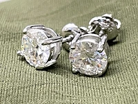 Zilveren solitair oorknoppen, moissaniet 2 x 1.00 ct - afbeelding 3 van  7