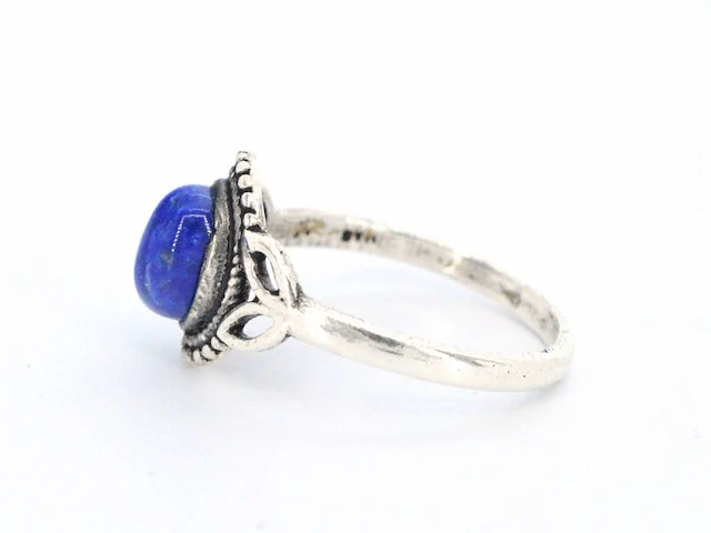 Zilveren sterling ring met een blauwe edelsteen - afbeelding 2 van  6