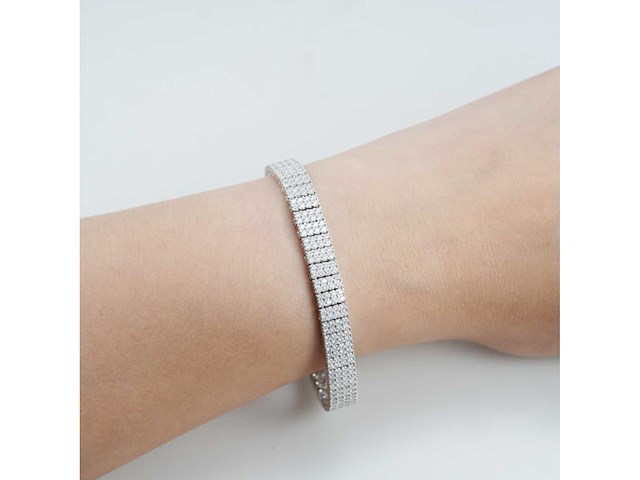 Zilverkleurige armband bezet met briljanten - afbeelding 8 van  9