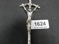 Zilvertinnen crucifix - afbeelding 1 van  5