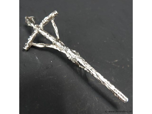 Zilvertinnen crucifix - afbeelding 5 van  5