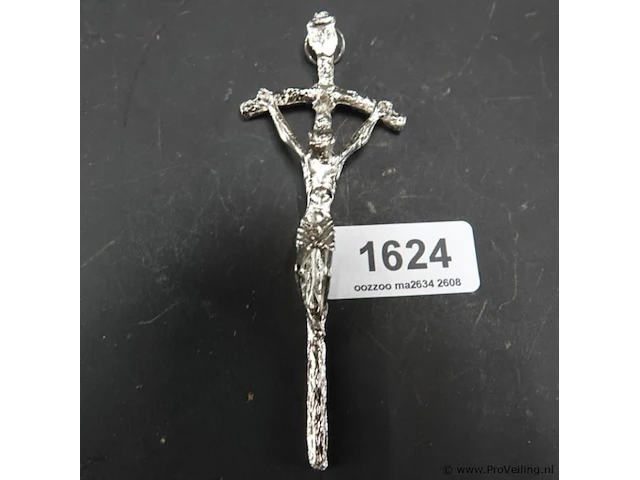 Zilvertinnen crucifix - afbeelding 1 van  5