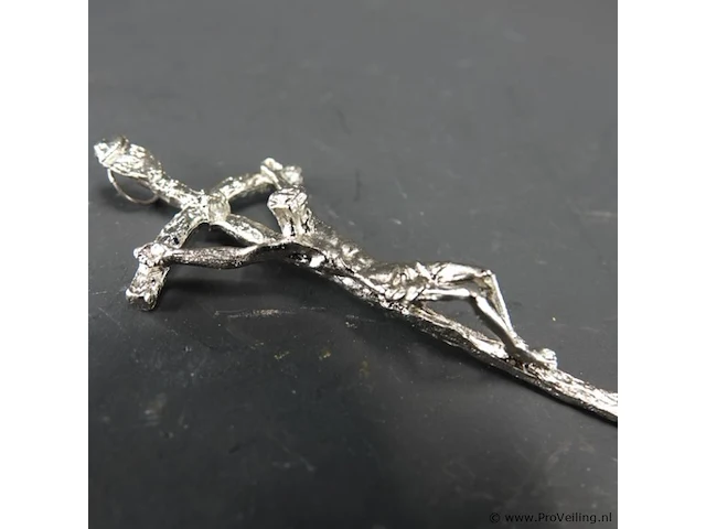 Zilvertinnen crucifix - afbeelding 4 van  5