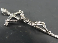 Zilvertinnen crucifix - afbeelding 4 van  5