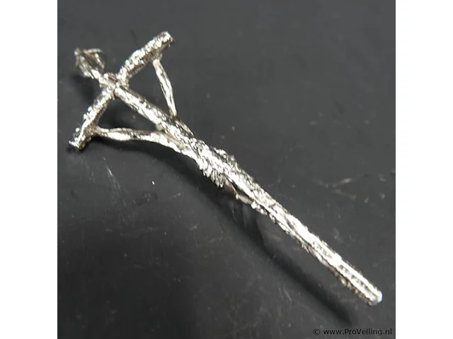 Zilvertinnen crucifix - afbeelding 5 van  5