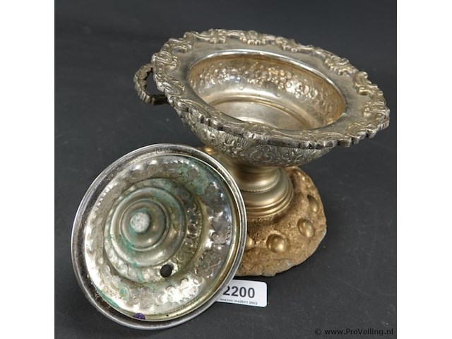 Zilvertinnen marokkaanse dekselschaal - afbeelding 4 van  5