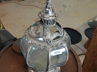 Zilvertinnen naar antiek gevormd windlicht - afbeelding 2 van  5