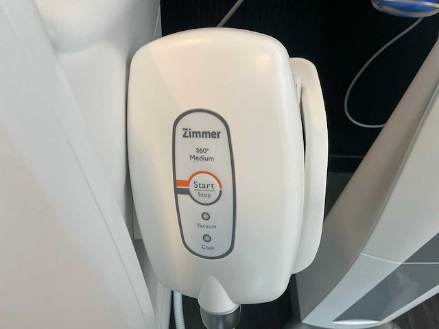 Zimmer z-lipo / z-wave set cryolipolyse en shockwave apparatuur - afbeelding 16 van  20