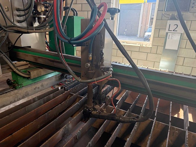 Zinser - 1995 - cnc 500 - plasmasnijmachine - afbeelding 9 van  12
