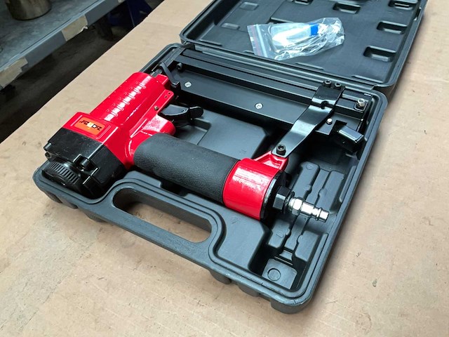 Zionair ns5040 combi nailer stapler - afbeelding 4 van  5
