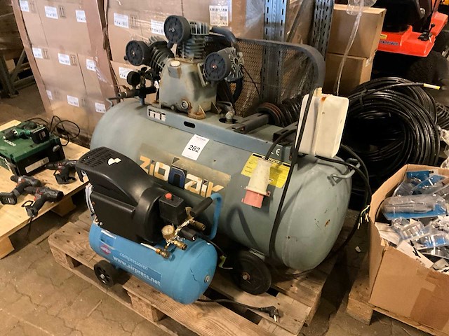 Zionair/airpress luchtcompressor (2x) - afbeelding 1 van  10