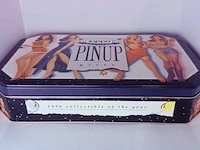 Zippo 1996 pinup girls aansteker collectie - afbeelding 8 van  9