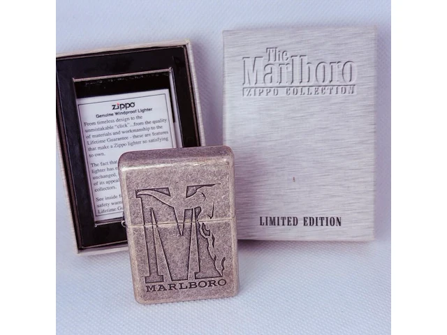Zippo marlboro limited edition aansteker met doos - afbeelding 2 van  6