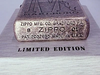 Zippo marlboro limited edition aansteker met doos - afbeelding 4 van  6