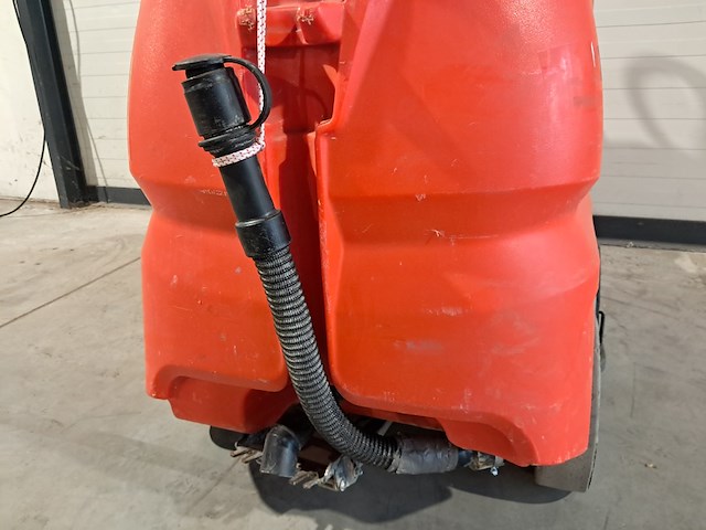 Zit schrob-/zuigmachine 65cm accu, kärcher, b90r, 2017 - afbeelding 10 van  30