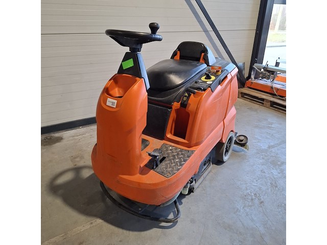 Zit schrob-/zuigmachine 65cm accu kärcher, b90r, 2018 - afbeelding 12 van  19