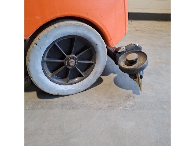 Zit schrob-/zuigmachine 65cm accu kärcher, b90r, 2018 - afbeelding 17 van  19