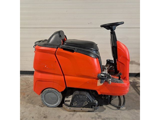 Zit schrob-/zuigmachine 65cm accu kärcher, b90r, bouwjaar 2017 - afbeelding 19 van  24