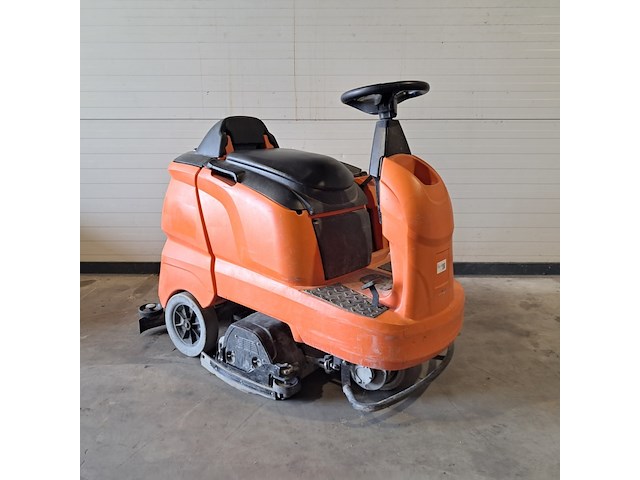 Zit schrob-/zuigmachine 65cm accu kärcher, b90r, bouwjaar 2018 - afbeelding 1 van  20