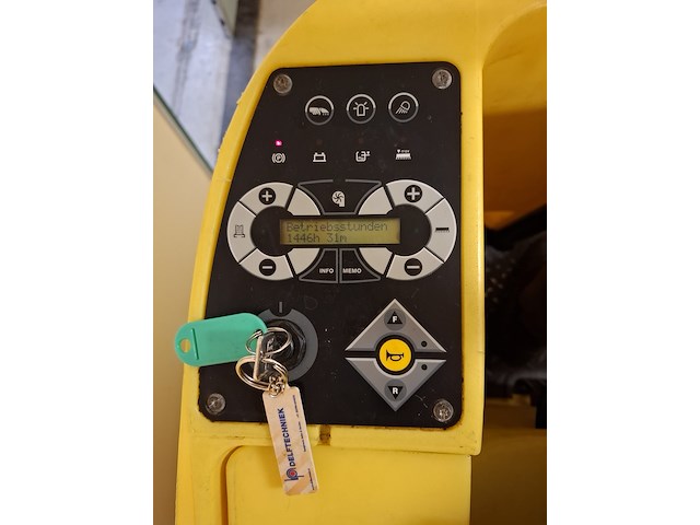 Zit-schrob-zuigmachine karcher, br90/140r - afbeelding 4 van  13