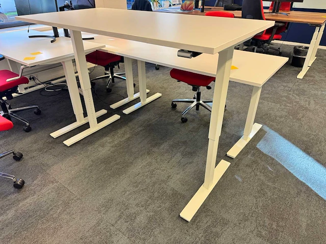 Zit-sta bureau 160x80cm hoogte:70-117cm (3x) - afbeelding 2 van  6