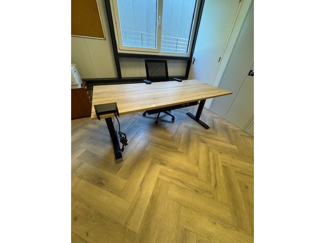 Zit-sta bureau met bureaustoel - afbeelding 1 van  5