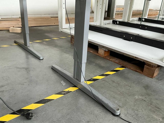 Zit-sta bureautafel (2x) - afbeelding 4 van  7