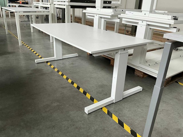 Zit-sta bureautafel (3x) - afbeelding 3 van  7