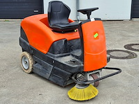 Zit veeg-/zuigmachine 100cm accu kärcher, km100/100r bp, bouwjaar 2018