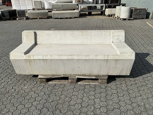 Zitbank beton 200 cm - afbeelding 2 van  6