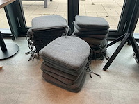 Zitkussen divers (19x) - afbeelding 1 van  2