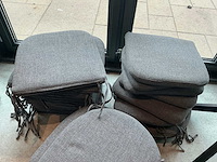 Zitkussen divers (19x) - afbeelding 2 van  2