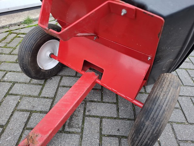 Zitmaaier aanhanger - afbeelding 5 van  6