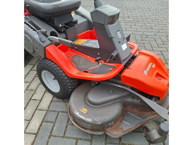 Zitmaaier, husqvarna, pr17 awd, 2011 - afbeelding 3 van  19