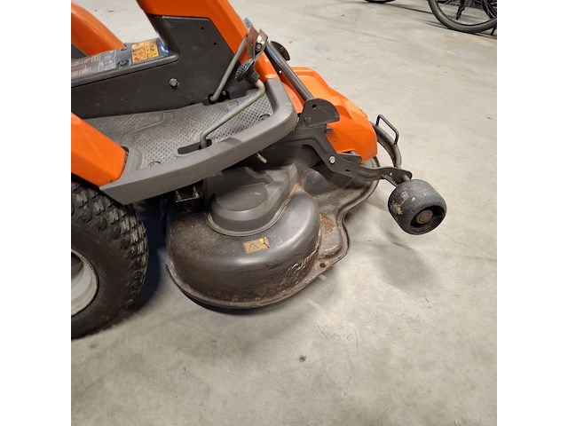 Zitmaaier , husqvarna, r 213c, oranje - afbeelding 5 van  19